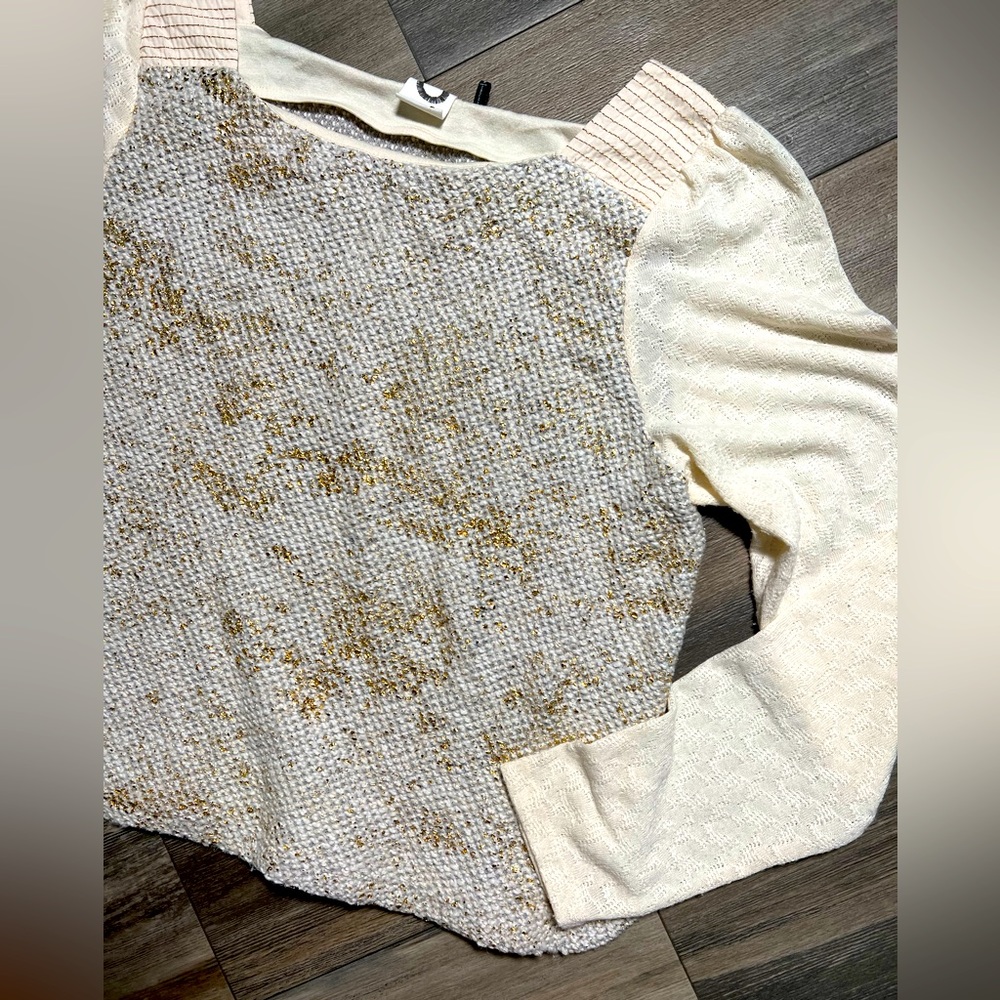 Anthropologie Akemi +‎ Kin women top- Medium